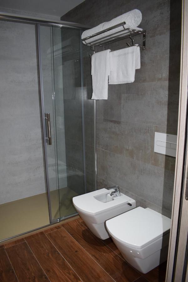 Hotel Zinou Zm Algiers Екстериор снимка